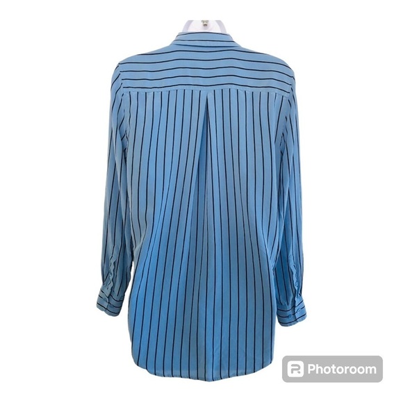 Equipment Femme Woman’s 100%Silk Stripe Buttons Front Long Sleeves Blouse Size M - Picture 2 of 12